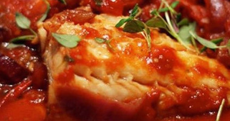 Bacalao con pimientos rojos