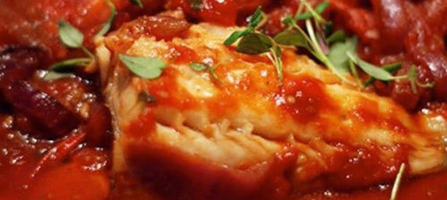 Bacalao con pimientos rojos