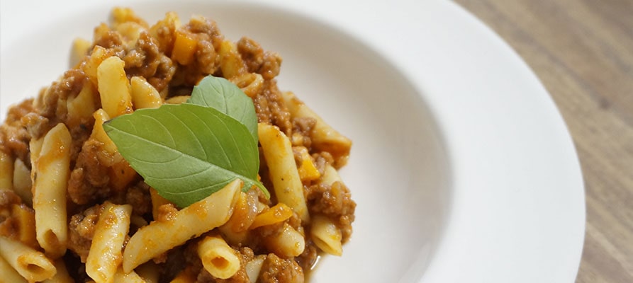 Macarrones con salsa boloñesa