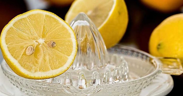 Trucos para exprimir todo el zumo de los cítricos