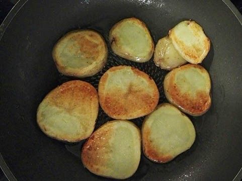 Patatas fritas en rodajas
